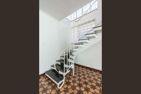 Casa à venda com 250m², 3 quartos e 6 vagas