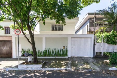 Casa à venda com 250m², 3 quartos e 6 vagas