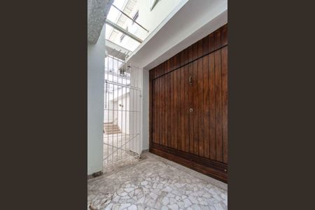 Casa à venda com 250m², 3 quartos e 6 vagas