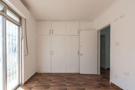 Casa à venda com 250m², 3 quartos e 6 vagas