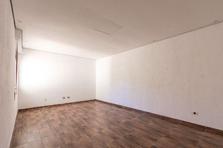 Casa à venda com 250m², 3 quartos e 6 vagas