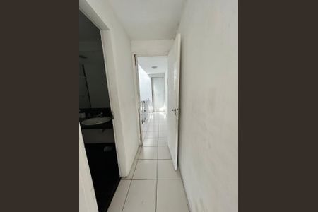 Corredor de casa à venda com 4 quartos, 200m² em Engenhoca, Niterói