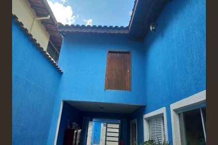 Casa à venda com 110m², 3 quartos e 6 vagas