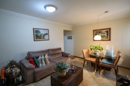 Sala  de apartamento à venda com 3 quartos, 68m² em Jardim Ubirajara, São Paulo
