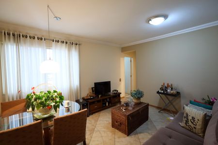 Sala  de apartamento à venda com 3 quartos, 68m² em Jardim Ubirajara, São Paulo
