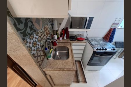 Apartamento à venda com 42m², 1 quarto e sem vagaCozinha e Área de Serviço 