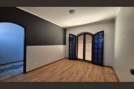 Casa para alugar com 3 quartos, 320m² em Santa Maria, Santo André