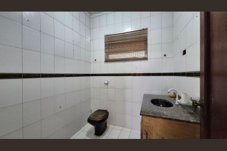 Casa para alugar com 3 quartos, 320m² em Santa Maria, Santo André