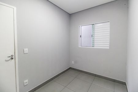 Quarto 2 de apartamento para alugar com 1 quarto, 60m² em Parque Santana, Barueri