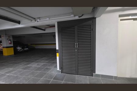 Apartamento à venda com 79m², 2 quartos e 2 vagas Apartamento à venda com 79m², 2 quartos e 2 vagasDepósito