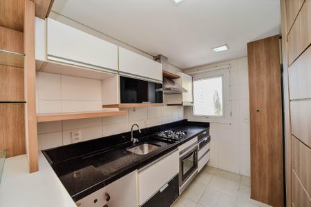 Apartamento à venda com 79m², 2 quartos e 2 vagas Apartamento à venda com 79m², 2 quartos e 2 vagasCozinha