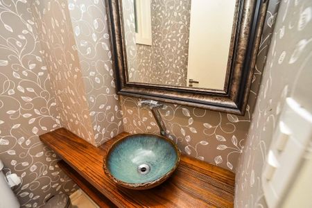 Apartamento à venda com 79m², 2 quartos e 2 vagas Apartamento à venda com 79m², 2 quartos e 2 vagasLavabo