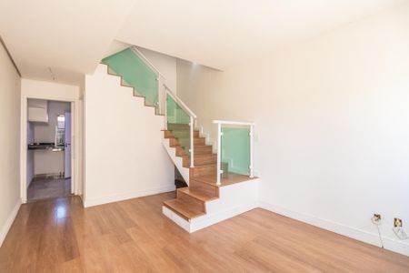 Sala de casa à venda com 3 quartos, 115m² em Vila Sao Luiz (valparaizo), Barueri