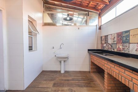 Casa à venda com 115m², 3 quartos e 2 vagas Casa à venda com 115m², 3 quartos e 2 vagasÁrea de Serviço