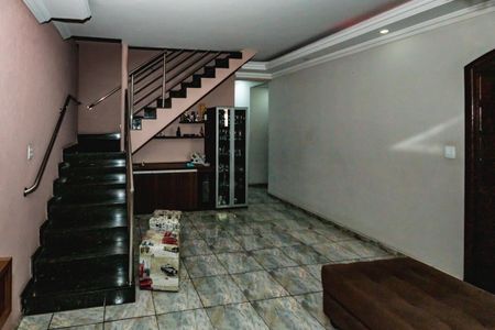 Casa para alugar com 5 quartos, 180m² em São Pedro (venda Nova), Belo Horizonte