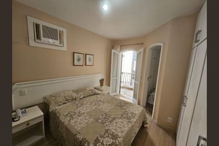 Apartamento à venda com 43m², 1 quarto e 1 vaga