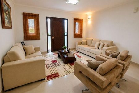 Casa à venda com 4 quartos, 247m² em Roncáglia, Campinas