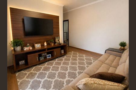 Casa à venda com 4 quartos, 247m² em Roncáglia, Campinas