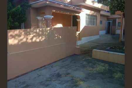 Casa à venda com 150m², 2 quartos e 2 vagas