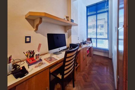 Apartamento à venda com 2 quartos, 70m² em Copacabana, Rio de Janeiro