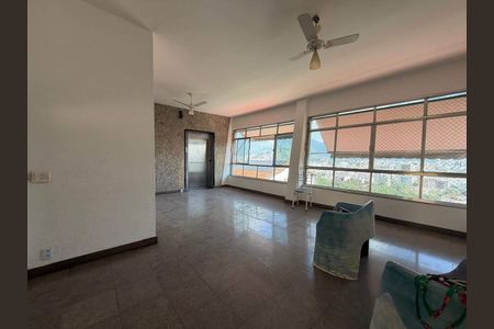 Casa à venda com 4 quartos, 220m² em Tijuca, Rio de Janeiro