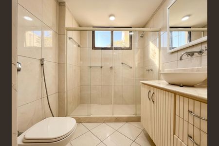 Apartamento à venda com 201m², 4 quartos e 2 vagas