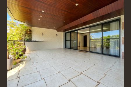 Apartamento à venda com 201m², 4 quartos e 2 vagas