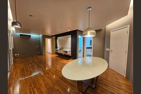 Apartamento à venda com 124m², 2 quartos e 2 vagas