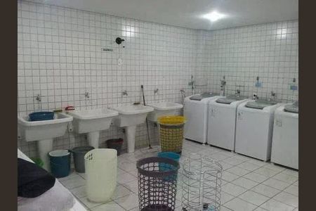 Apartamento à venda com 28m², 1 quarto e 1 vaga