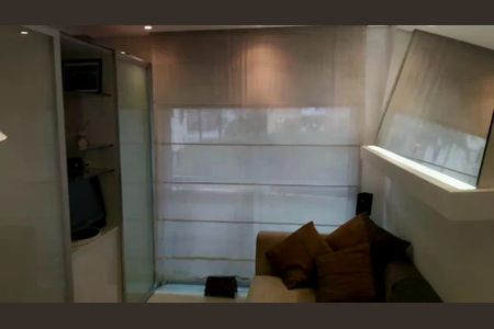 Apartamento à venda com 28m², 1 quarto e 1 vaga