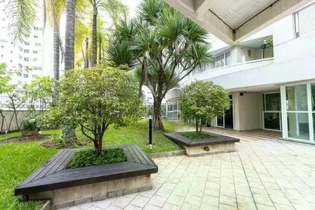 Apartamento à venda com 28m², 1 quarto e 1 vaga