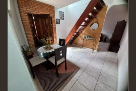 Foto 02 de casa à venda com 4 quartos, 232m² em Santo Antônio, Osasco