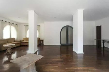 Apartamento à venda com 4 quartos, 128m² em Moema, São Paulo