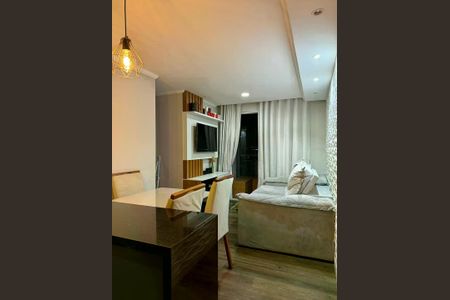 Apartamento à venda com 3 quartos, 58m² em Parque Edu Chaves, São Paulo