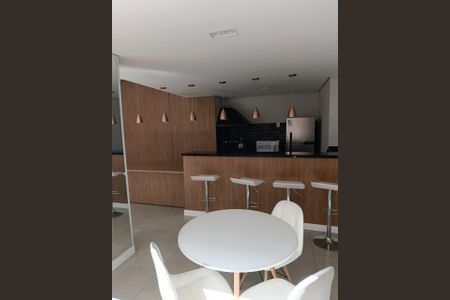 Apartamento à venda com 2 quartos, 47m² em Jardim Maria Rosa, Taboão da Serra