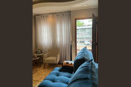 Casa à venda com 3 quartos, 220m² em Jardim Nossa Senhora do Carmo, São Paulo