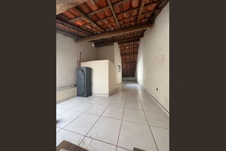Casa à venda com 3 quartos, 220m² em Jardim Nossa Senhora do Carmo, São Paulo
