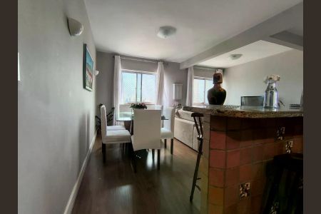 Apartamento à venda com 79m², 3 quartos e sem vaga