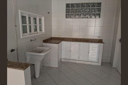 Casa à venda com 200m², 3 quartos e 2 vagas