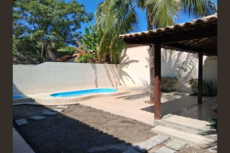 Casa à venda com 200m², 3 quartos e 2 vagas