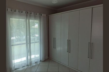 Casa à venda com 200m², 3 quartos e 2 vagas