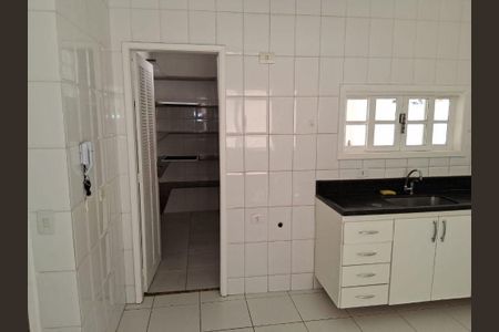Casa à venda com 200m², 3 quartos e 2 vagas