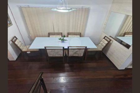 Casa à venda com 3 quartos, 129m² em Vila Paulista, São Paulo