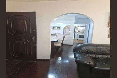 Casa à venda com 3 quartos, 129m² em Vila Paulista, São Paulo