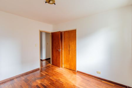 Apartamento à venda com 127m², 3 quartos e 1 vagaQuarto 02
