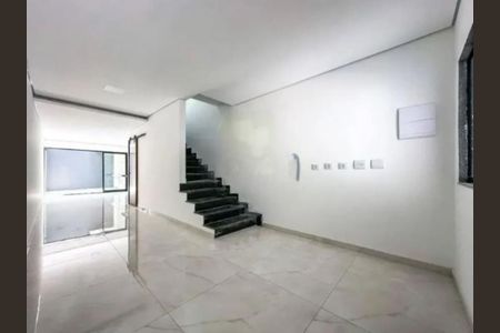 Casa à venda com 137m², 3 quartos e 2 vagas