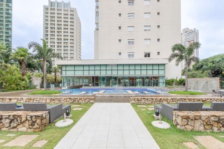 Apartamento à venda com 65m², 2 quartos e 1 vaga Apartamento à venda com 65m², 2 quartos e 1 vagaPiscina