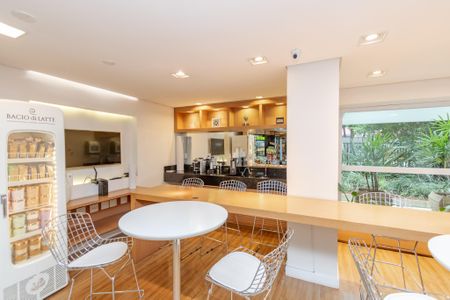 Apartamento à venda com 65m², 2 quartos e 1 vaga Apartamento à venda com 65m², 2 quartos e 1 vagaÁrea Comum