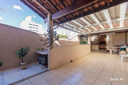Casa à venda com 270m², 5 quartos e 2 vagas