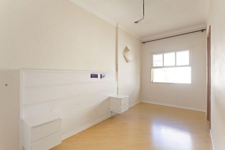 Casa à venda com 2 quartos, 112m² em Vila Suzana, São Paulo